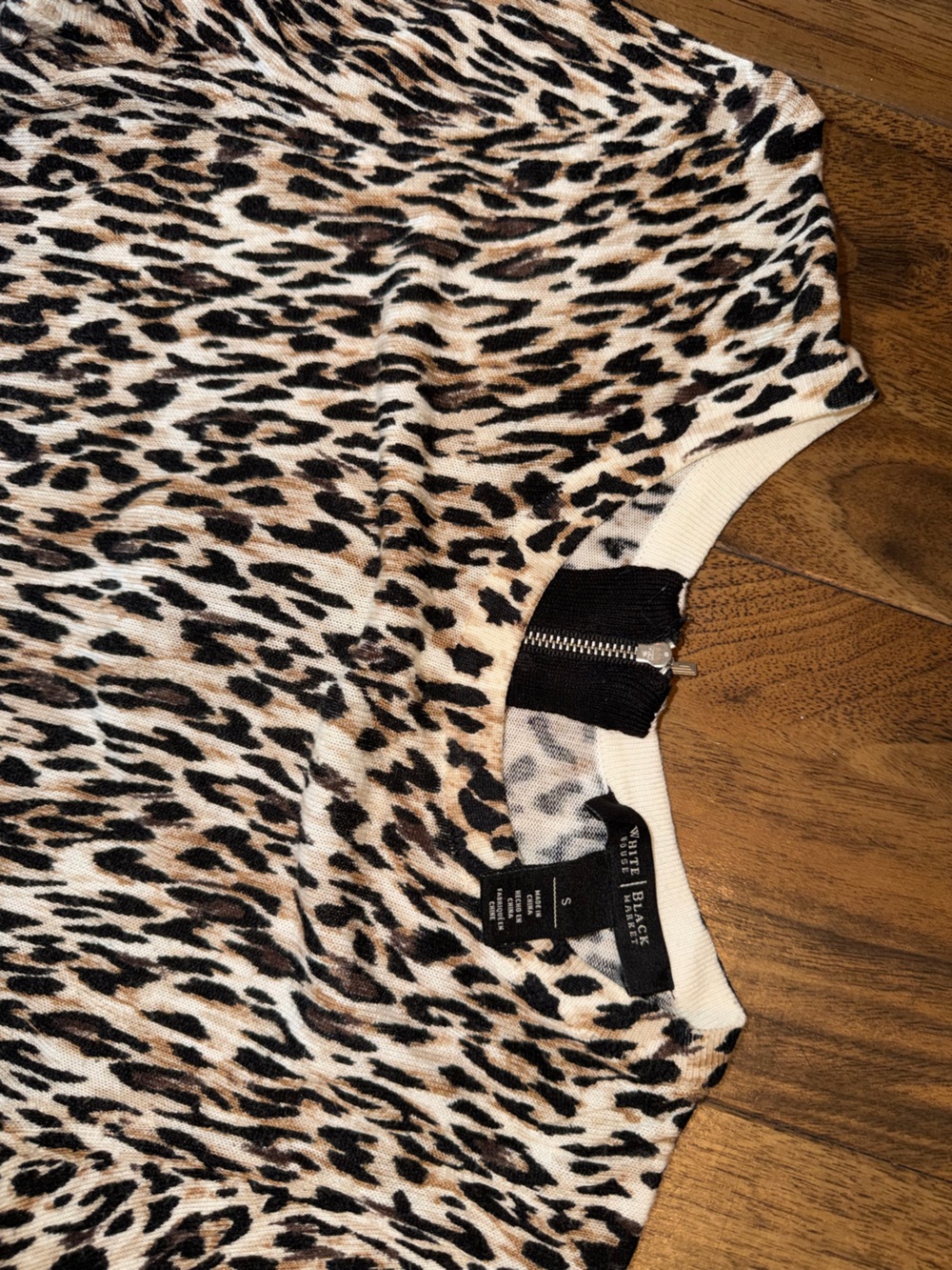 WHBM Leopard Print Long Sleeve Sweater Top - Picture 2 of 5